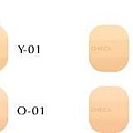 CHICCA三色完美豔肌保濕透亮粉餅，共八個色號選擇