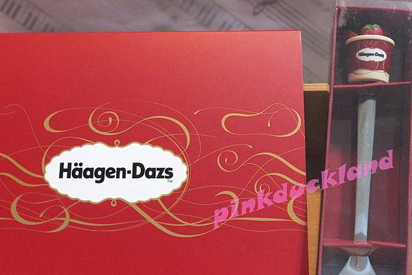 Häagen-Dazs 哈根達斯 2016年曆+心型小湯匙+珍愛迷你杯75ML*6