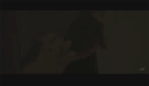 《暮光之城:破曉 Ⅱ》―10秒前導預告片動圖
