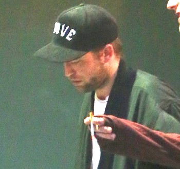 Robert Pattinson 觀看 Bjork 音樂會-20130608 (10)