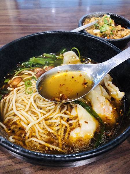 [問題] 有沒有帶有花椒麻香味料理的餐廳 