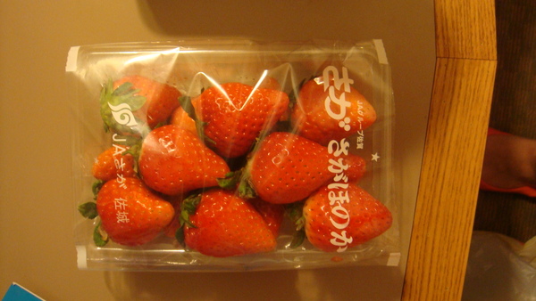 上野阿美橫町百果園的草莓