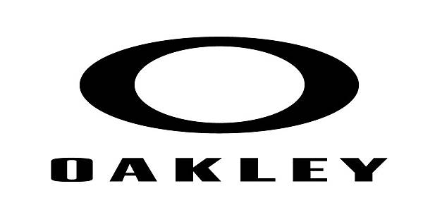 oakley-black-and-white-logo-ad.jpg