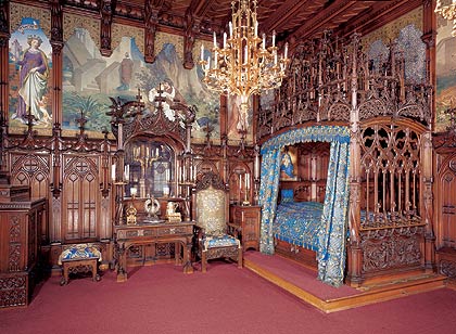 Bedroom(Neuschwanstein Castle).jpg