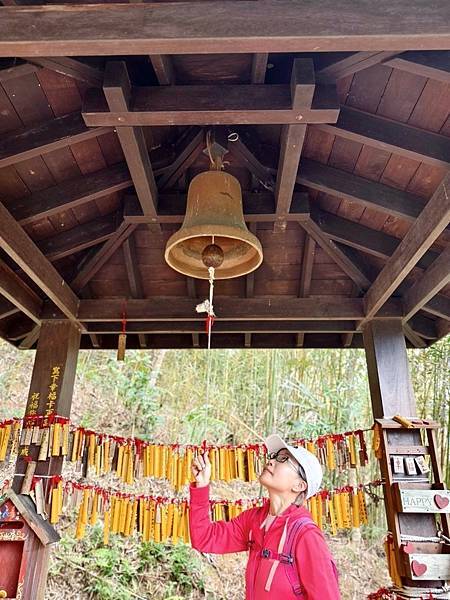 苗栗獅潭～鐘樓古道、新店老街、仙草花節