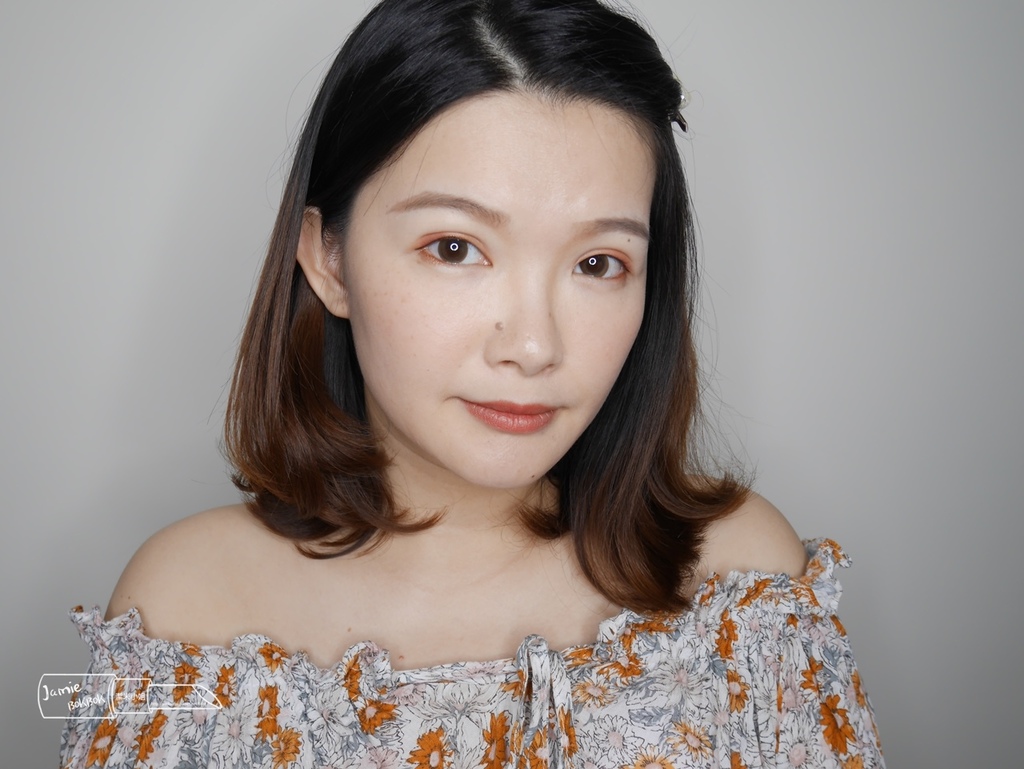 倩碧小花 小花腮红 土色腮红 NUDE POP 