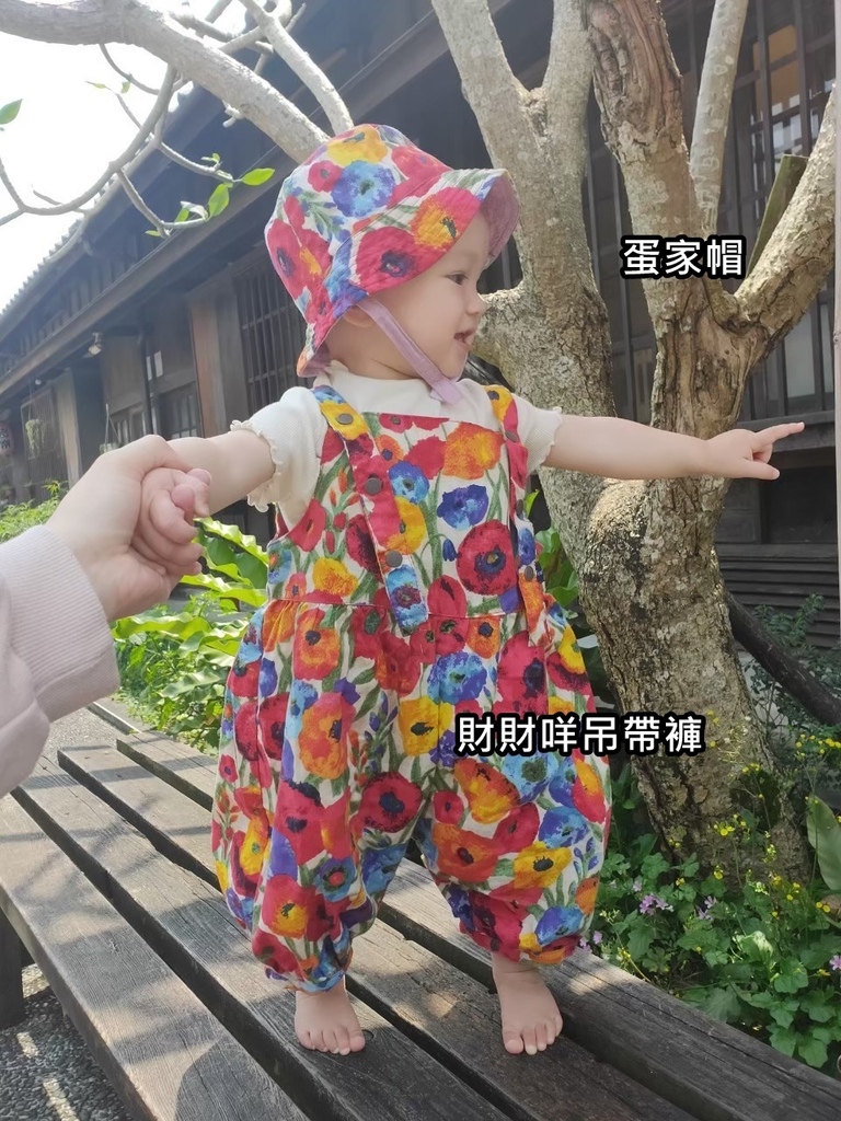 手作服 圍兜兜 髮帶 手作服 子供 屁裙 童裝推薦 親子裝.jpg