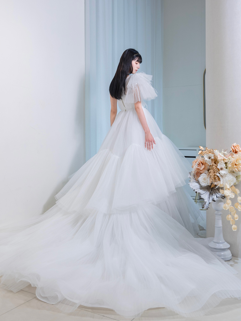 台北婚紗試穿｜VIVI BRIDE 薇薇新娘 精緻手工婚紗禮