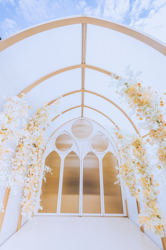 台北婚紗試穿｜VIVI BRIDE 薇薇新娘 精緻手工婚紗禮