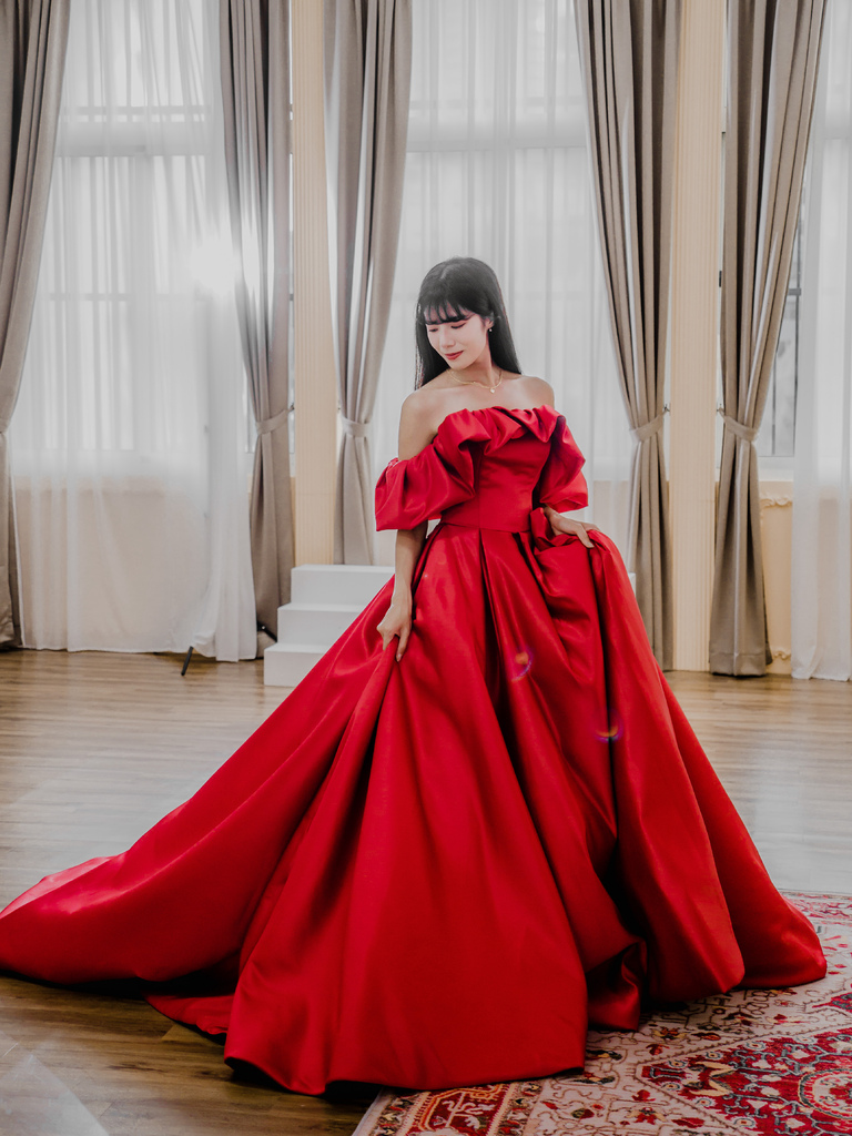 試穿就像| 高雄花朵婚紗 |