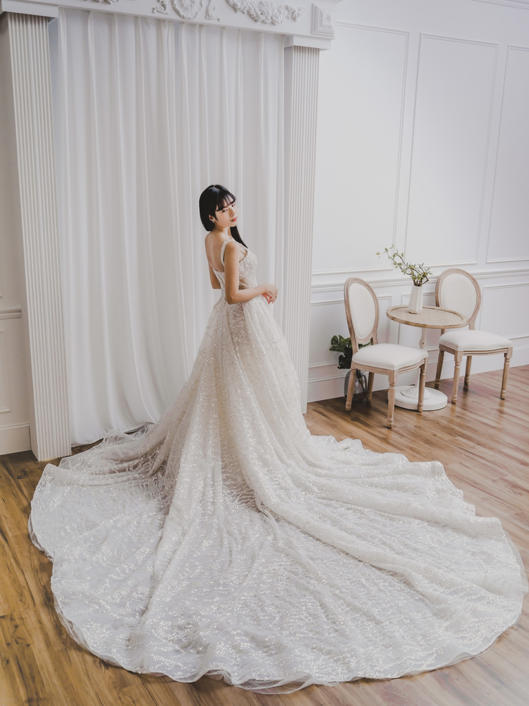 試穿就像| 高雄花朵婚紗 |