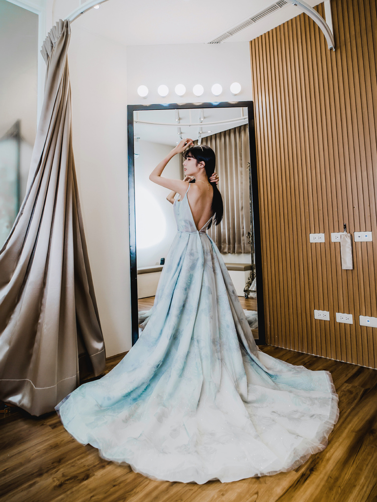試穿就像| 高雄花朵婚紗 |