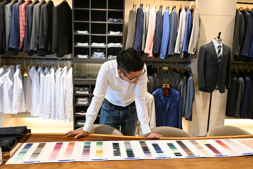 |西服訂製體驗|台南 ElegaZzle 全套西裝訂製心得 