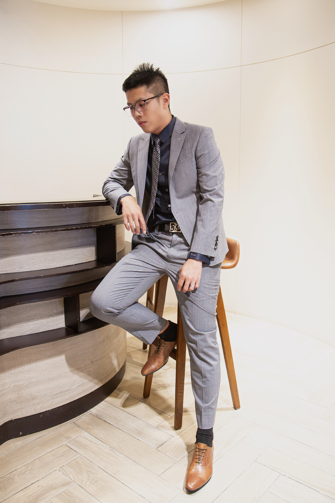 |西服訂製體驗|台南 ElegaZzle 全套西裝訂製心得 