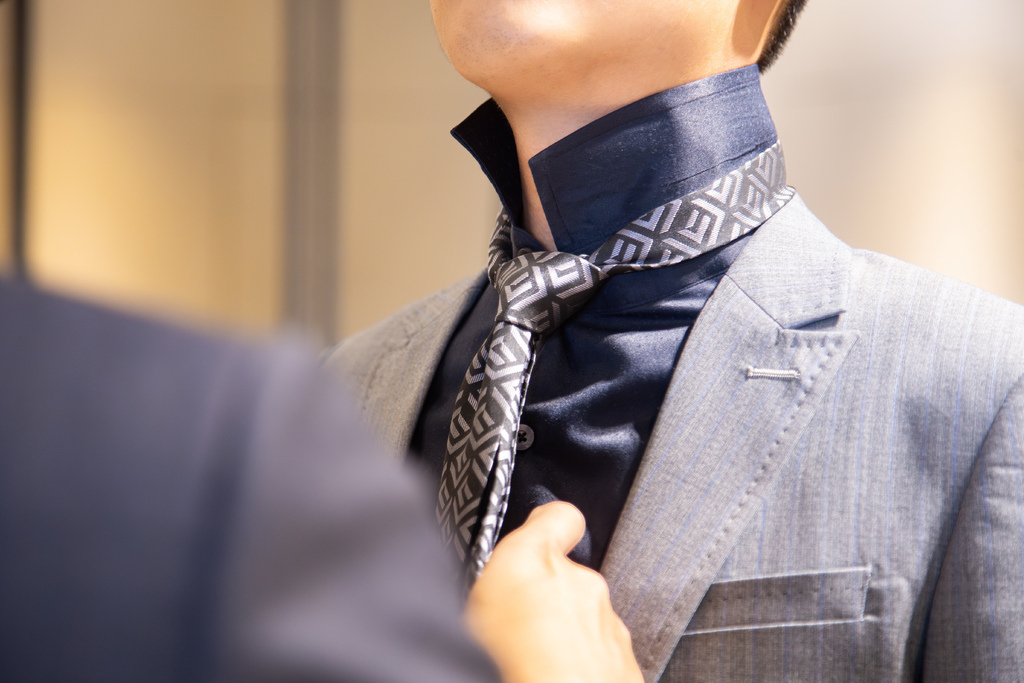 |西服訂製體驗|台南 ElegaZzle 全套西裝訂製心得 