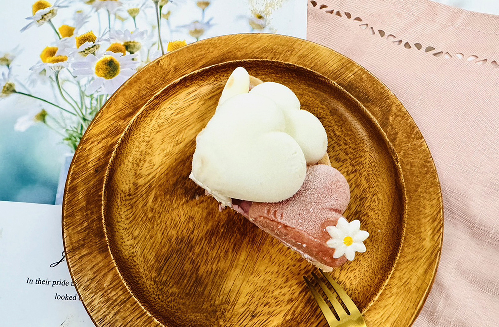 台北宅配蛋糕母親節推薦一定要有的卡瓦紅心芭樂乳酪冰淇淋蛋糕