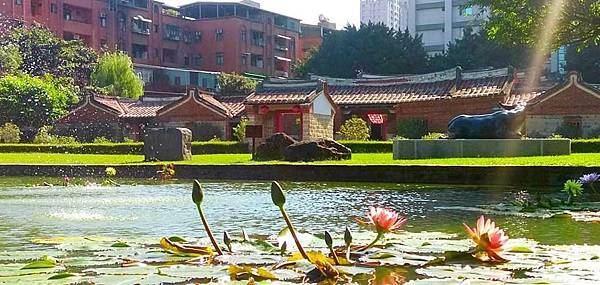 <旅遊>~~新北蘆洲 好吃好玩好住大分享:湧蓮寺/保和宮/蘆