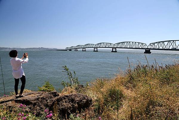 Megler Astoria bridge3.JPG