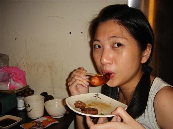 酷妹也吃得很滿意