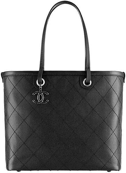 chanel-large-grained-totes-2.jpg