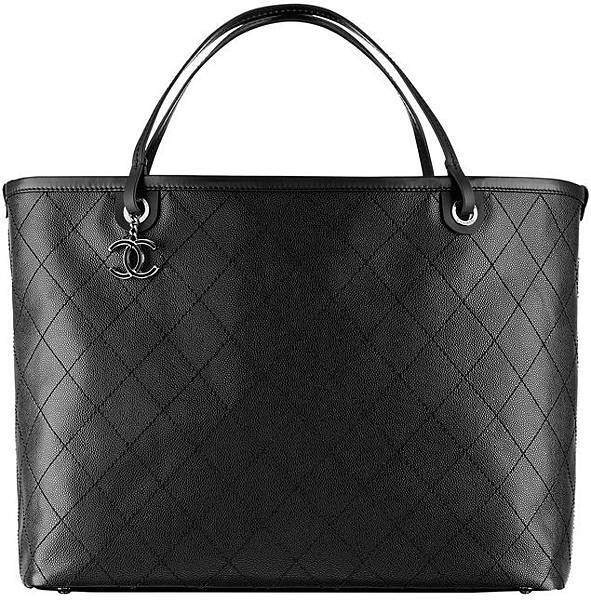 chanel-large-grained-totes-3.jpg