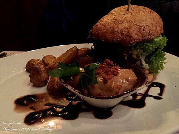 IMG_4045.JPG IMG_4045.JPG