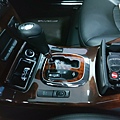 Mercedes Benz CLA200 大燈修復和小保養