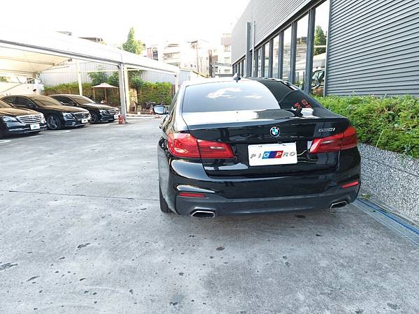 BMW 530i保養結論： 很多客戶一直問說如果沒跟你們買車可以進來保養嗎? 甚至有人留一顆星說[沒跟我們買車，就不推薦來我們保養廠] ，其實這都是誤解喔 !我們網路預約的客戶非常多，這些也都不是和我們買車的人，因為看到我們許多的維修紀錄覺得可以信任就來這邊消費了 ! 本次客戶雖然當時沒有和我們購車 ，但我們一樣歡迎進廠保養 ，除了保固責任以外，該享受的服務也不會有差異 。  如果您是BMW外匯車 ，或者是BMW G30 530I和540i都很歡迎找我們預約保養維修喔 ，BMW G30保養維修專線：