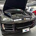 Porsche Cayenne 保養-引擎撐桿維修和濾網更換