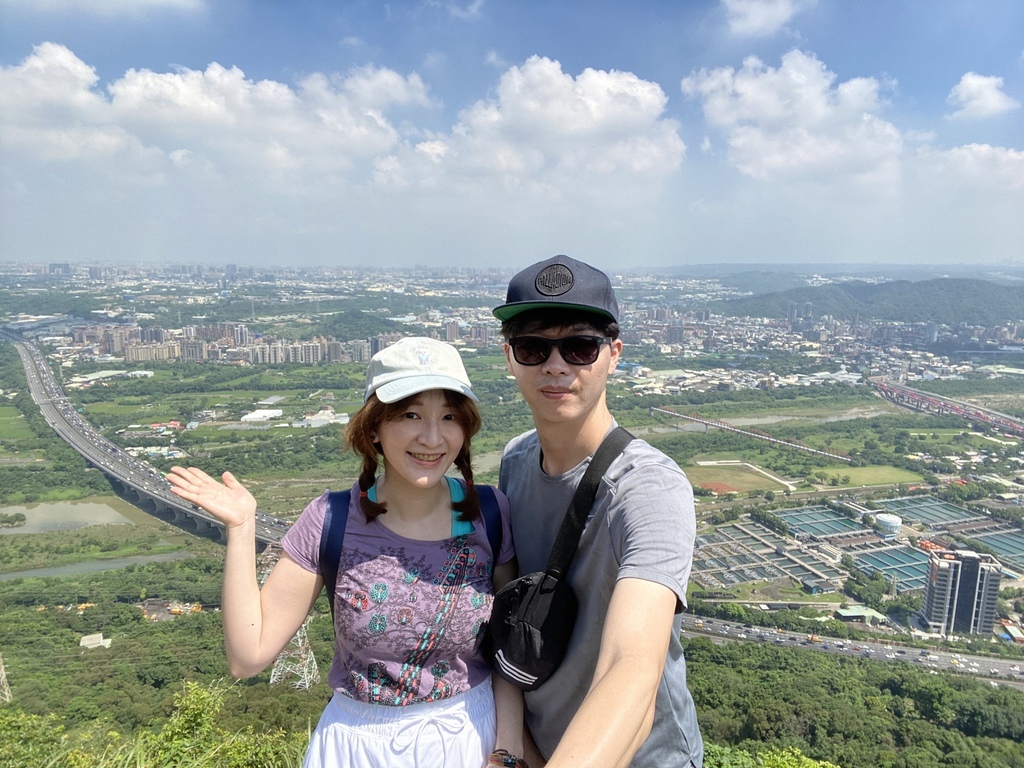 IMG_0889.JPG IMG_0889.JPG