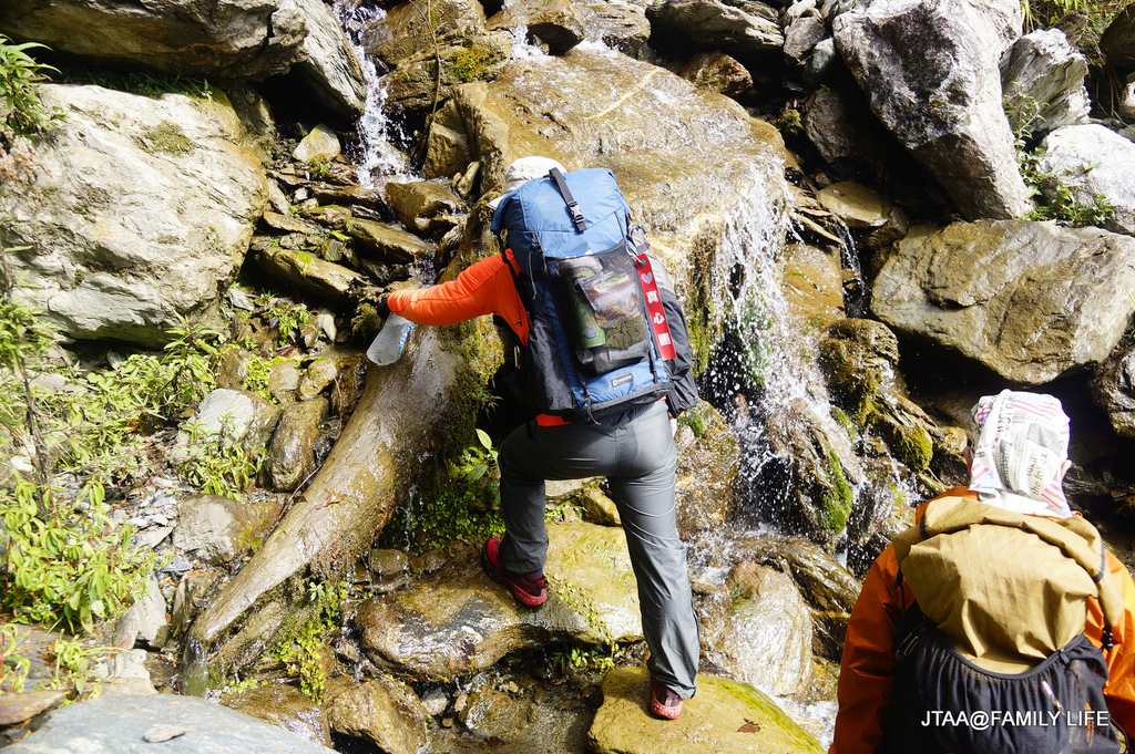 73-735.JPG 73-735.JPG