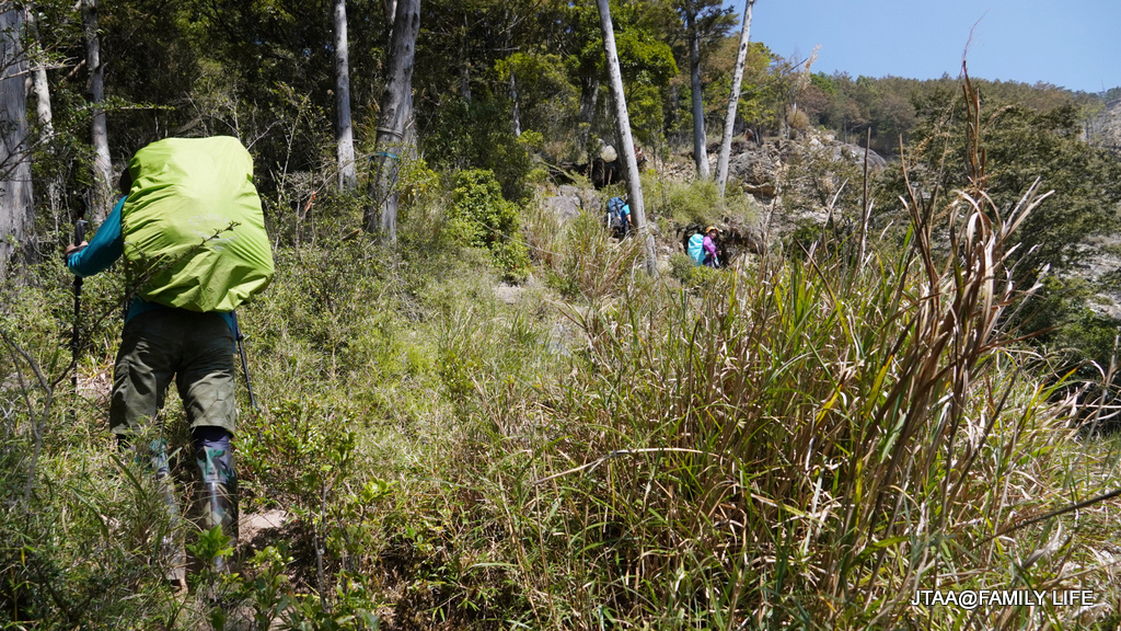 04-1-1.JPG 04-1-1.JPG