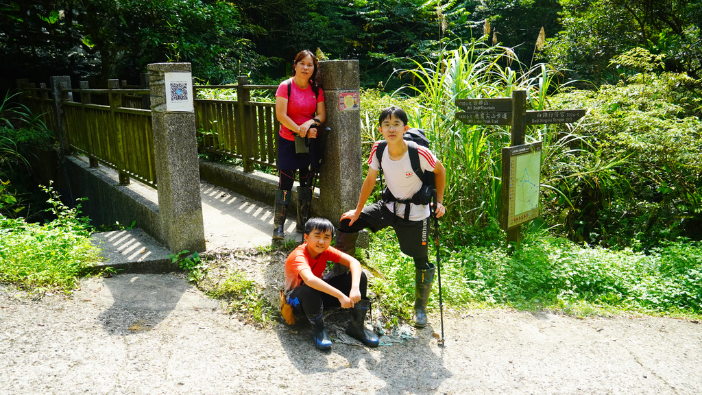 /tmp/phpOClM28 /tmp/phpOClM28