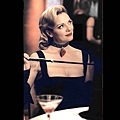 ep13_carrie_miranda