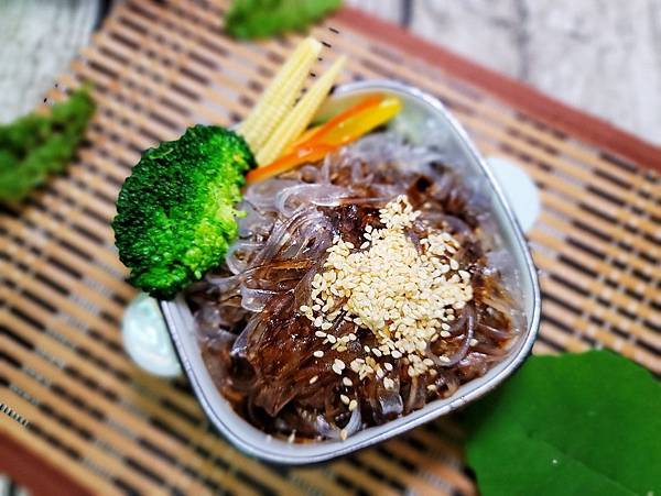 宅配美食推薦 漢來美食 來拌麵 胡麻椒香 酸辣粉 紅 宅配美食推薦 漢來美食 來拌麵 胡麻椒香 酸辣粉 紅
