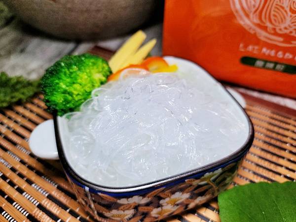 宅配美食推薦 漢來美食 來拌麵 胡麻椒香 酸辣粉 紅 宅配美食推薦 漢來美食 來拌麵 胡麻椒香 酸辣粉 紅