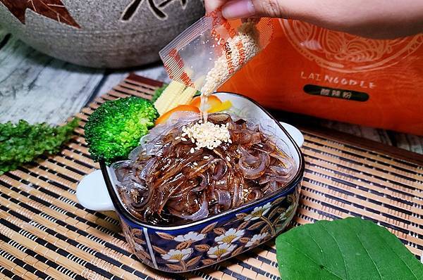 宅配美食推薦 漢來美食 來拌麵 胡麻椒香 酸辣粉 紅 宅配美食推薦 漢來美食 來拌麵 胡麻椒香 酸辣粉 紅