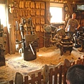 woodshoes-making-c.jpg