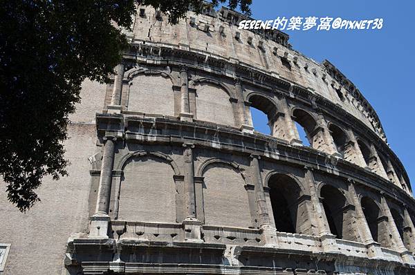 Colosseum-4.jpg