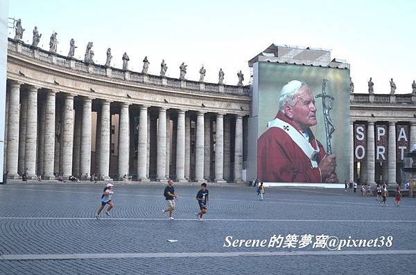 St. Peter's Basilica07.jpg