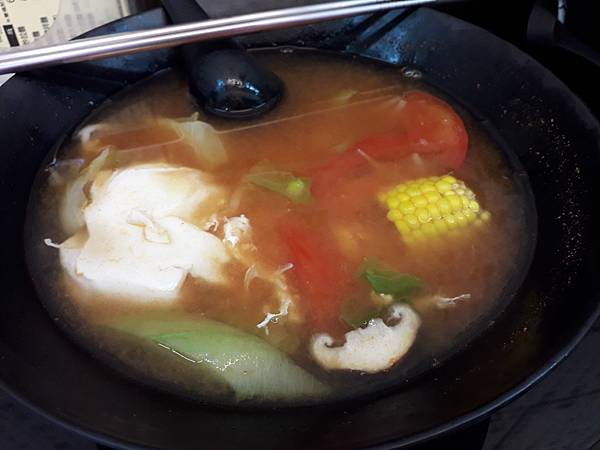 [嘉義食記]新生蔬食小館_番茄蔬菜麵照片_20191117.jpg