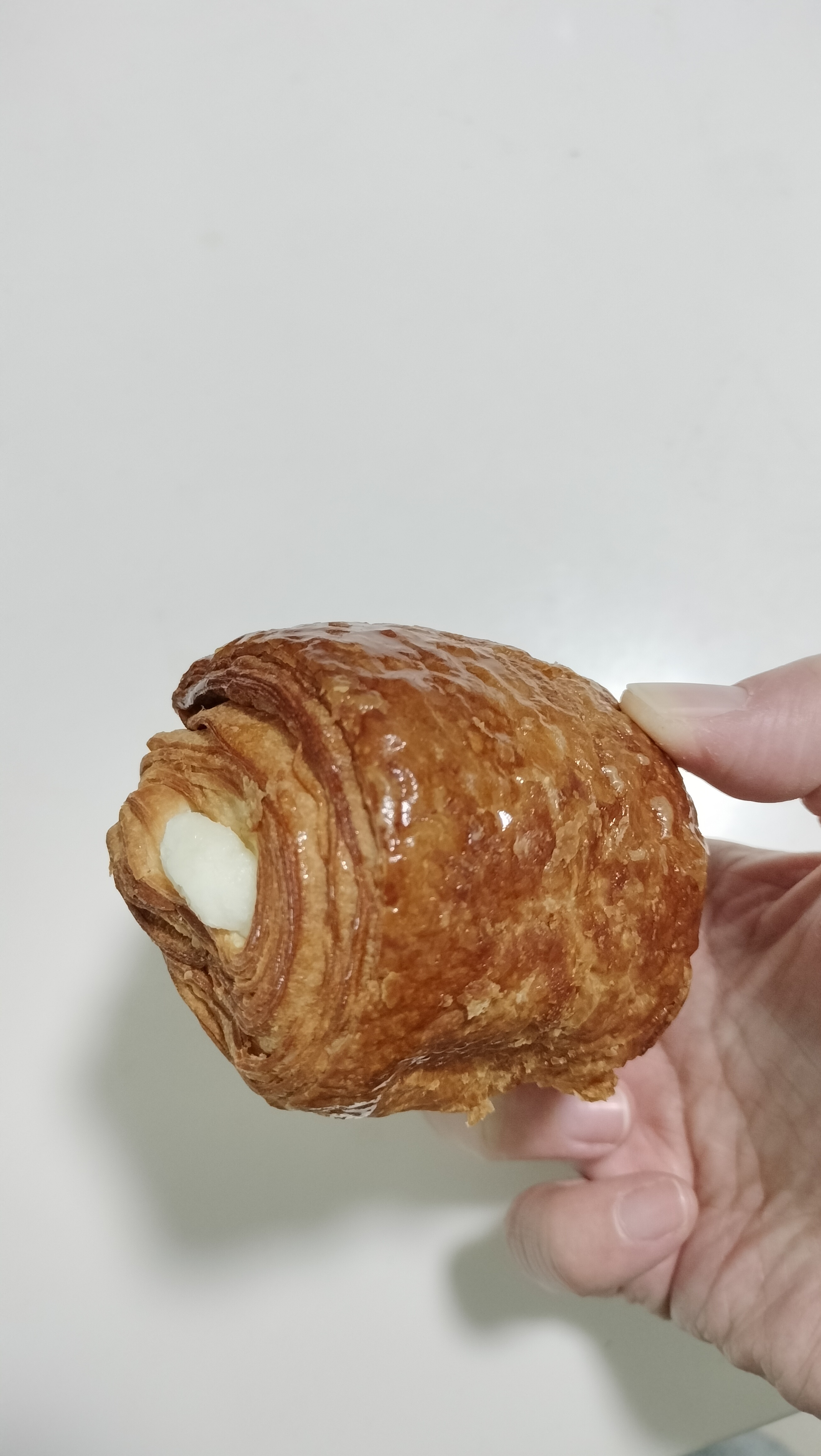 [台中東海必吃甜點]-哞哞屋!!不早點來排隊吃不到的濃郁泡芙