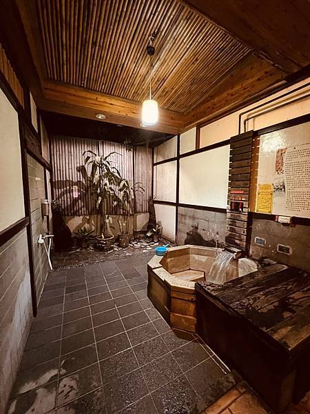 10E4F743-8E16-4769-BB06-6F4C98C7B7A6_1_105_c.jpeg 10E4F743-8E16-4769-BB06-6F4C98C7B7A6_1_105_c.jpeg