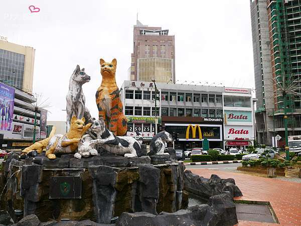 砂拉越旅遊 最新古晉市區貓城6景點一次掌握 砂拉越河遊船 包車半日遊 客路預訂心得分享東馬來西亞婆羅洲自助自由行攻略