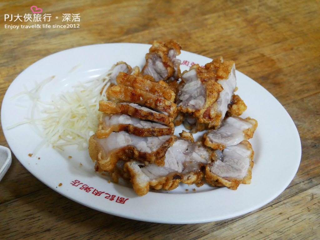 台北龍山寺捷運站必吃周記肉粥美食紅燒肉好吃推薦