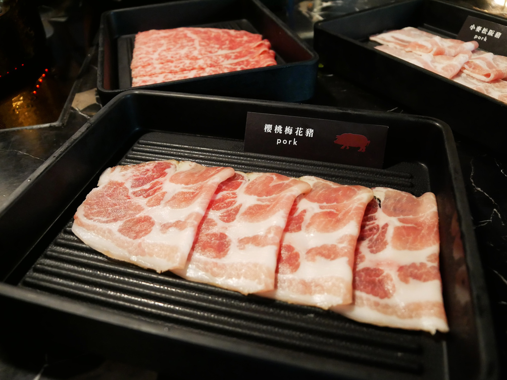 台中和牛吃到飽推薦Beef King餐廳A5和牛火鍋鍋物無限放題2022