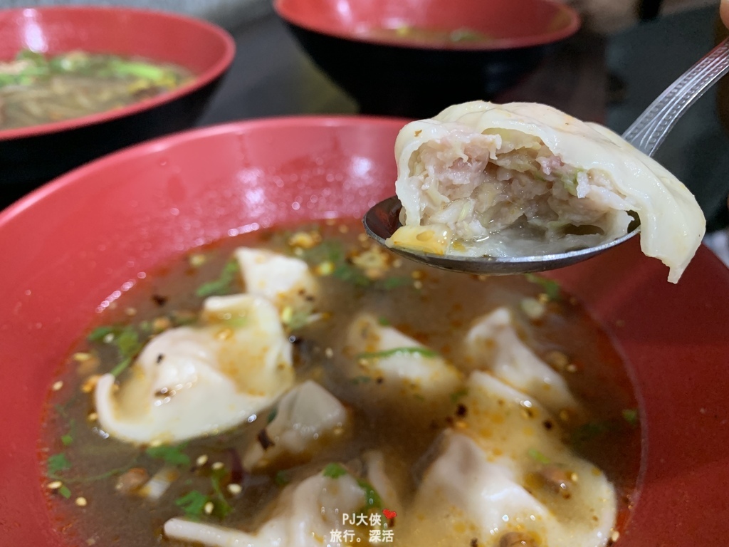 台中餐廳酸辣粉重慶四川料理大陸美食一中街附近中國醫藥中友百貨中科大