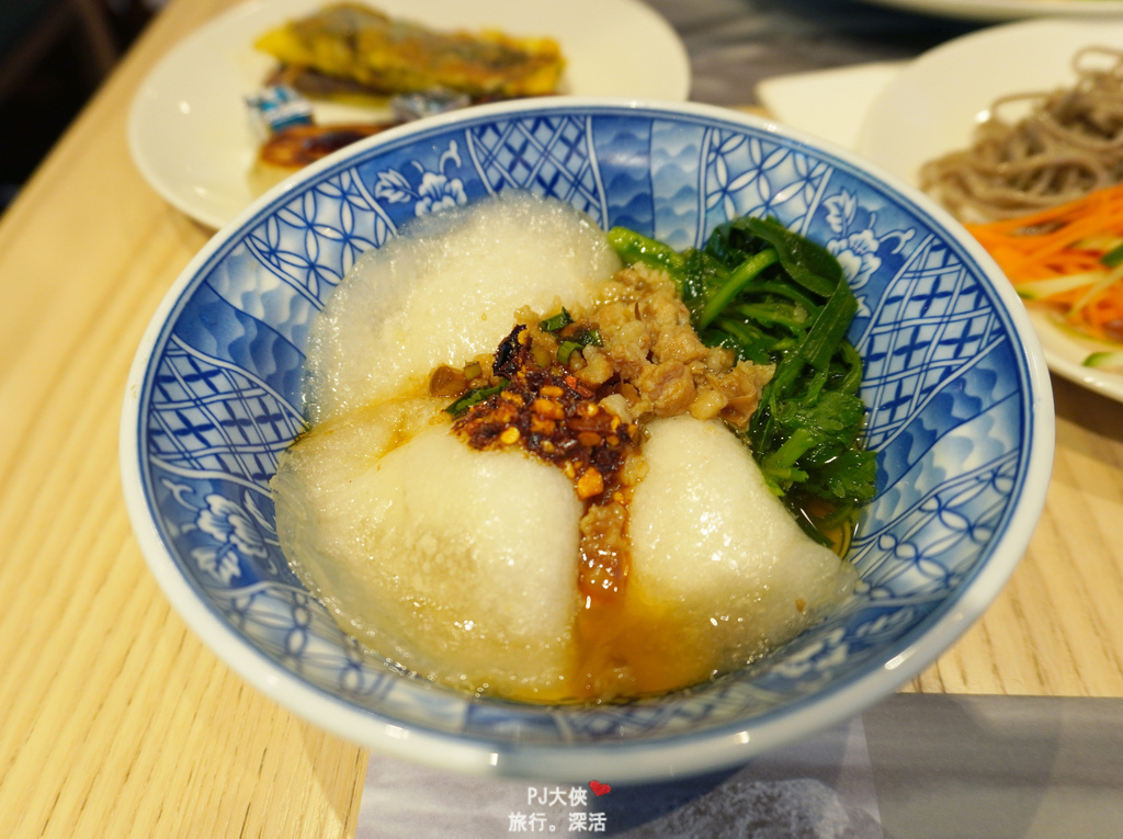 苗栗溫泉泡湯推薦飯店住宿泰安觀止多少錢早餐百匯自助吃到飽介紹