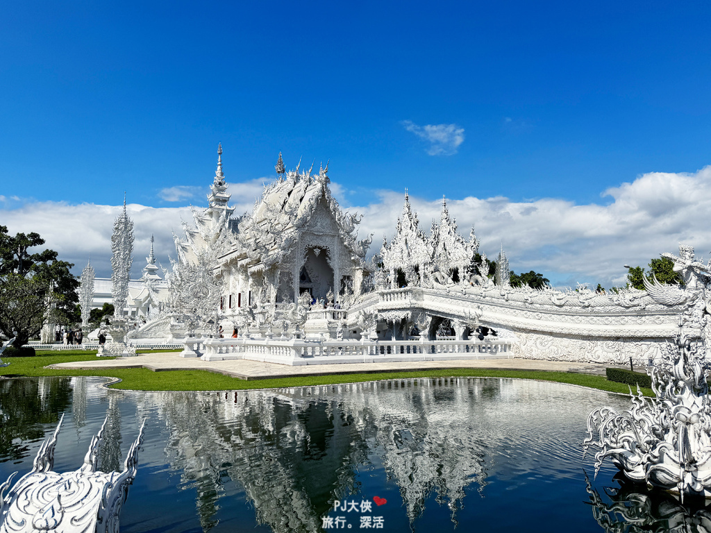 泰國清邁景點白廟藍廟黑廟清萊一日遊5景點必去打卡熱門人氣當地團線上優惠折扣多少錢價格花費價錢便宜推薦