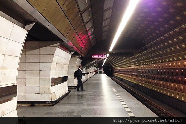 布拉格地鐵4.JPG